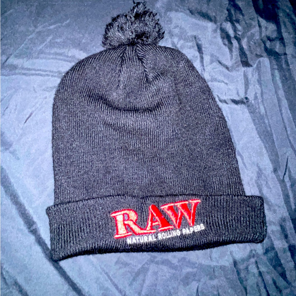 Raw rolling papers Pom beanie